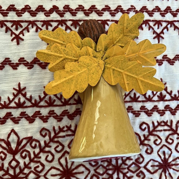 3 Fall Angels - Picture 10 of 14